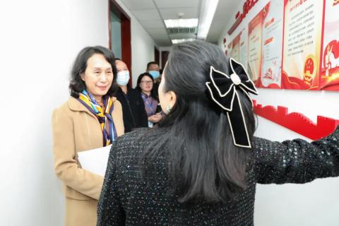 罗湖区人大常委副主任谭会茹一行莅临星欧娱乐调研